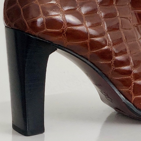 SOLD Vintage Maraolo Alligator Skin Boots - Picture 9 of 12